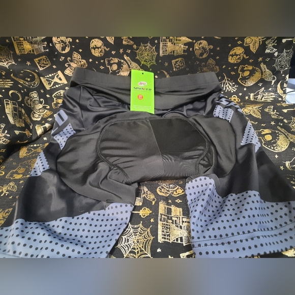 Sponeed gel padded mens cycling shorts. - Picture 2 of 5